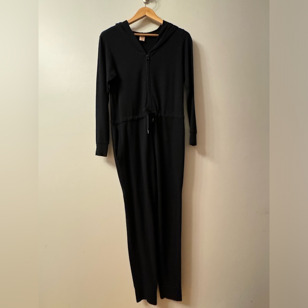 Smash and Tess Jillian Harris inspired onsie size s
